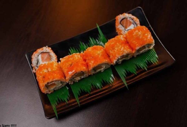 Philadelphia con Masago Roll